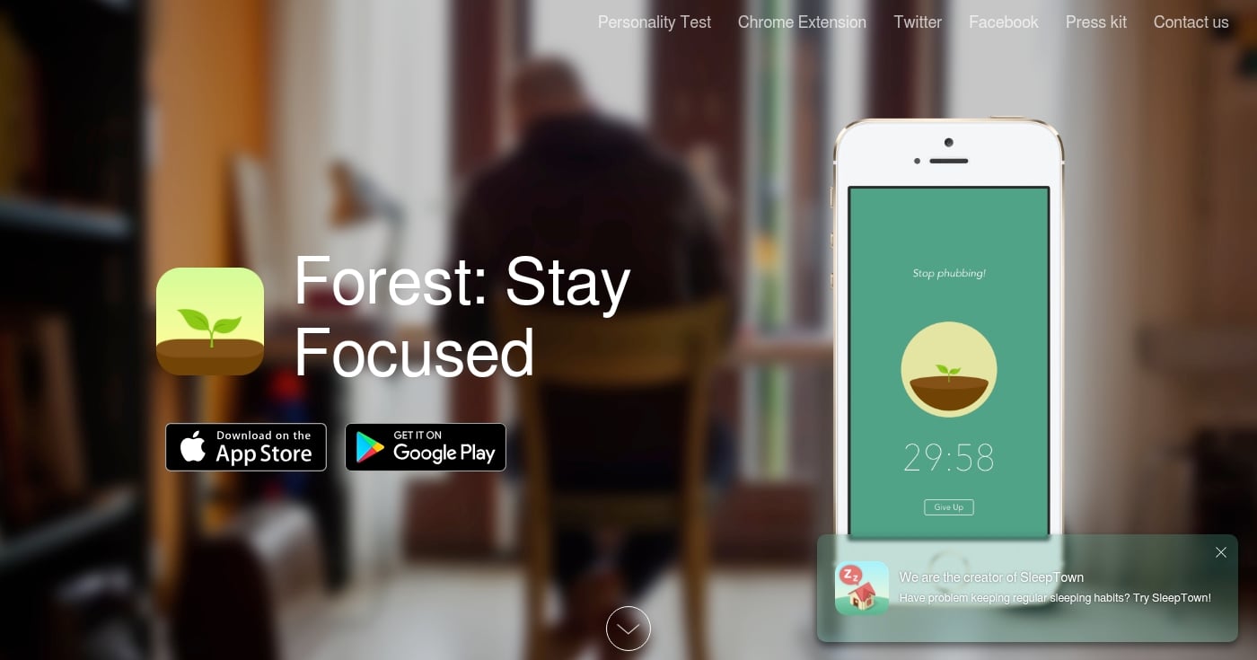 Forest app homepage showing the focus timer and gamified virtual tree mechanic